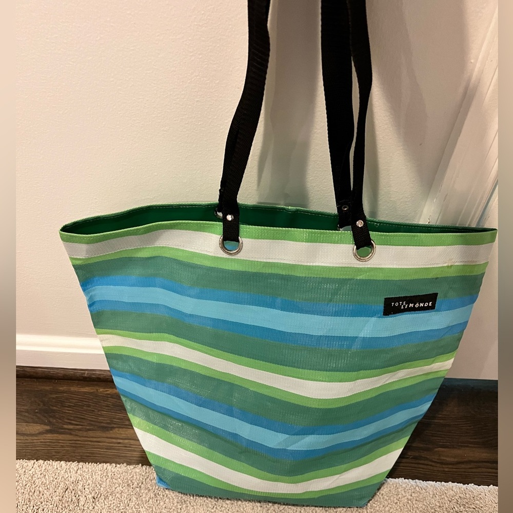 Tote LeMonde Beach Bag